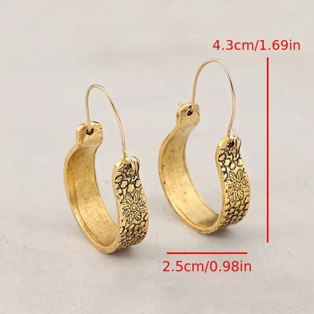 ⭐ Boho Chic Vtg Style Floral Engraved Goldtone Drop Hoop Earrings New - Picture 4 of 7